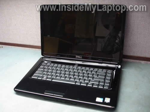 ... how to remove and replace the keyboard in a Dell Inspiron 1545 laptop