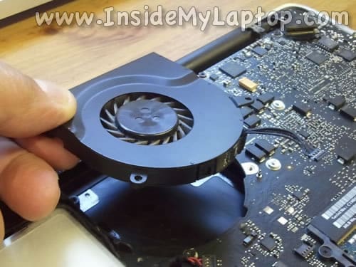 Remove MacBook Pro cooling fan
