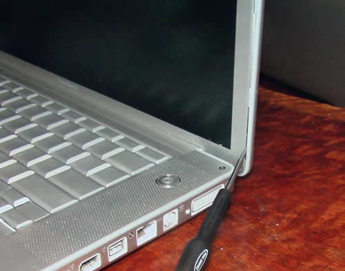 Aluminum PowerBook hinge repair