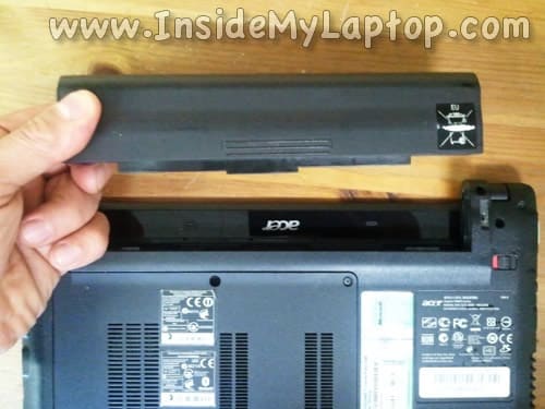 Remove laptop battery