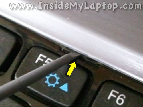 Push keyboard latch inside