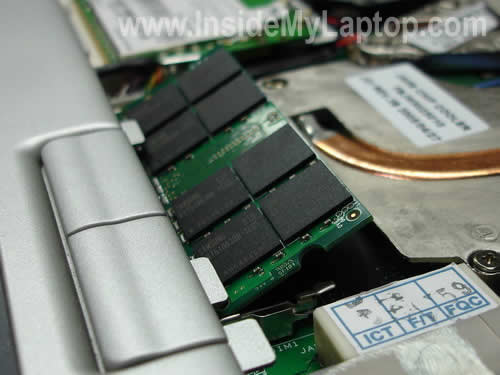 Remove laptop memory