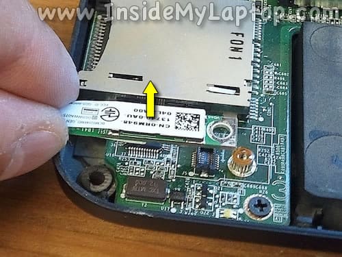 Remove Bluetooth card