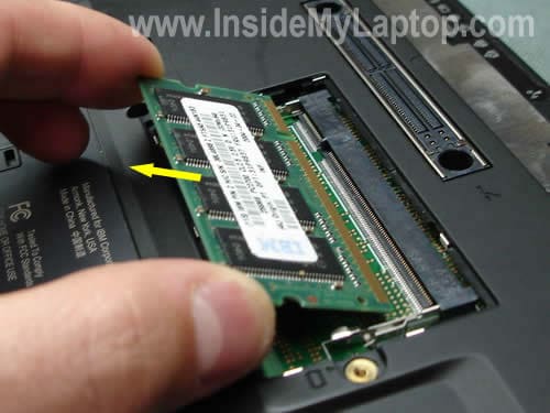 memory in IBM ThinkPad T40 T41 T42 Inside my laptop