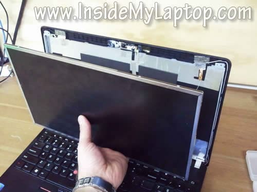 Remove laptop screen