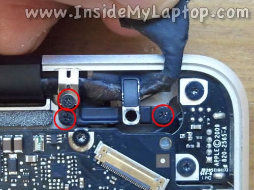 Remove screws from right bracket