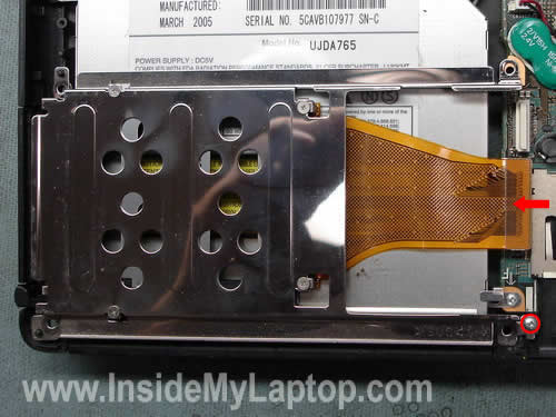 Disconnect PC card slot