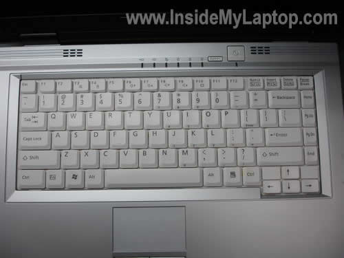 Removing notebook keyboard