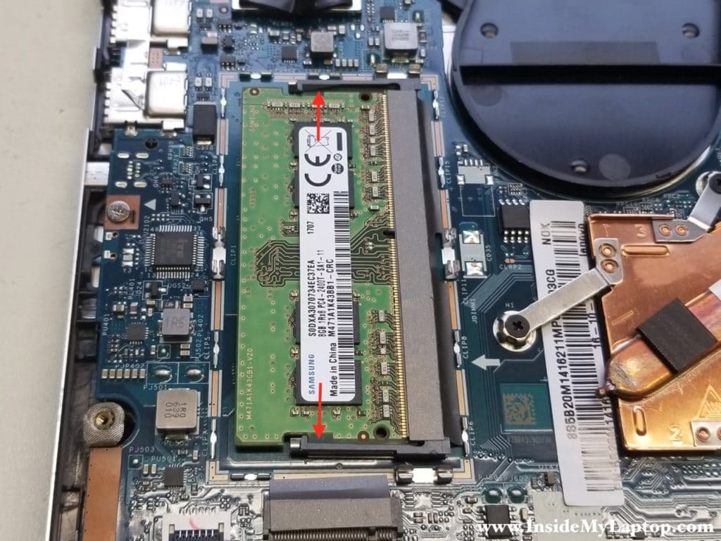 Remove Lenovo YOGA 710-14IKB memory module