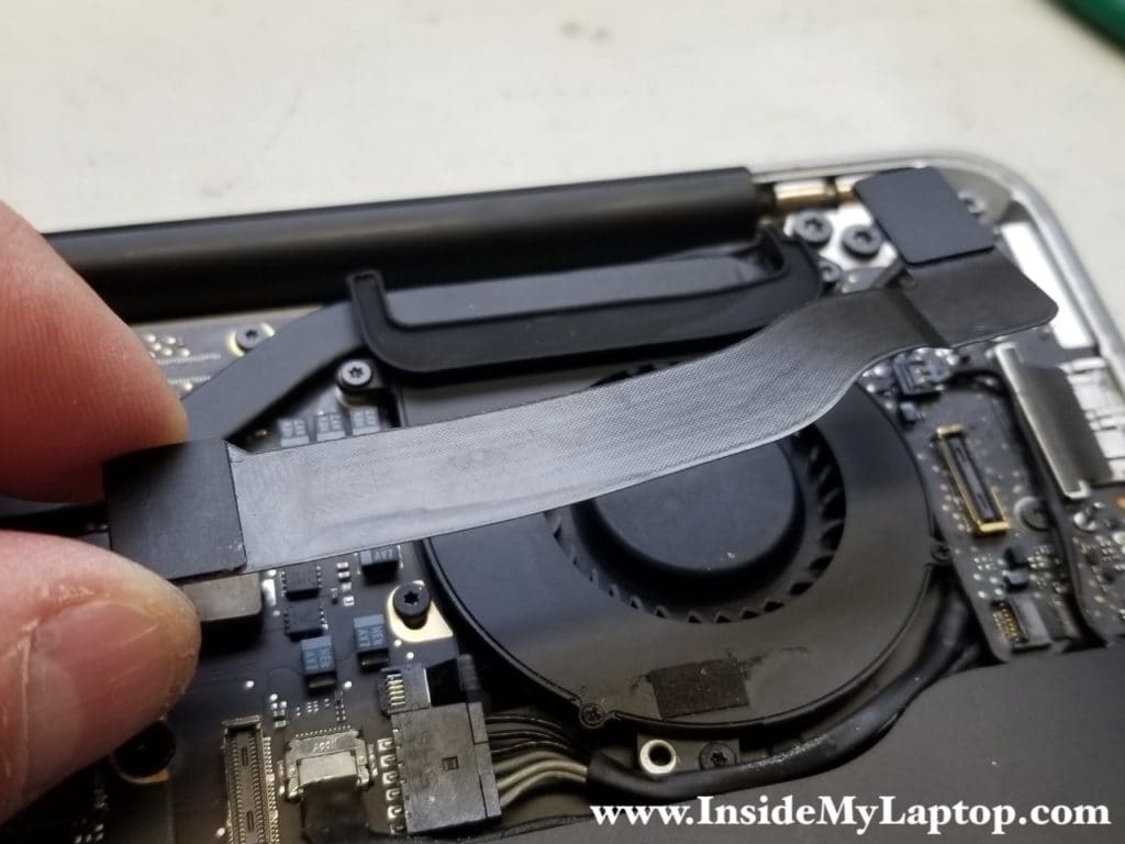 Remove flex I/O cable