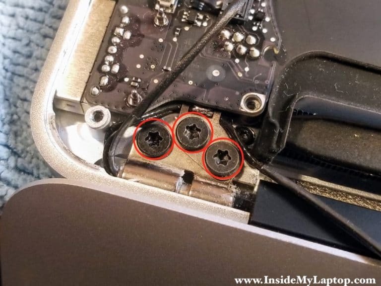 How to replace 13″ MacBook Air cracked screen – Inside my laptop