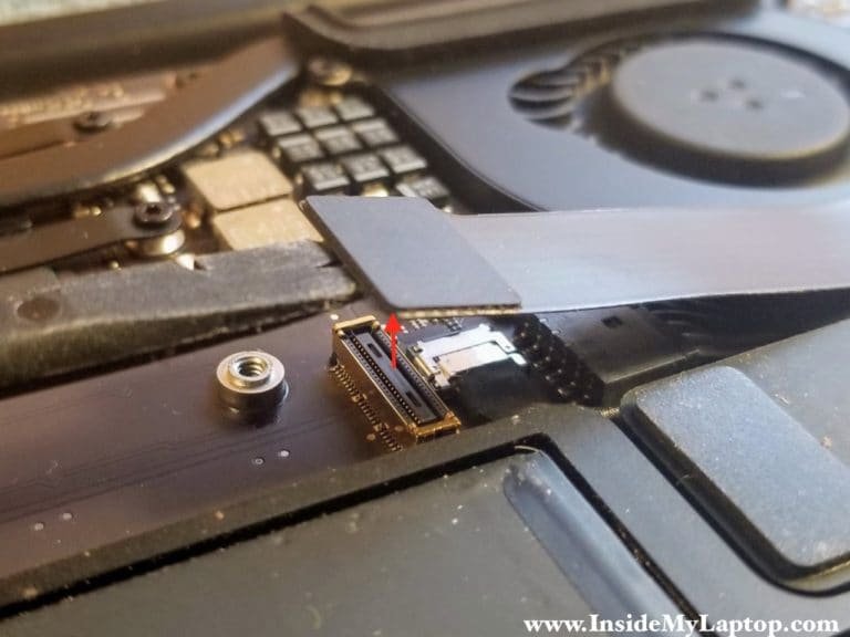 How to replace 13″ MacBook Air cracked screen – Inside my laptop