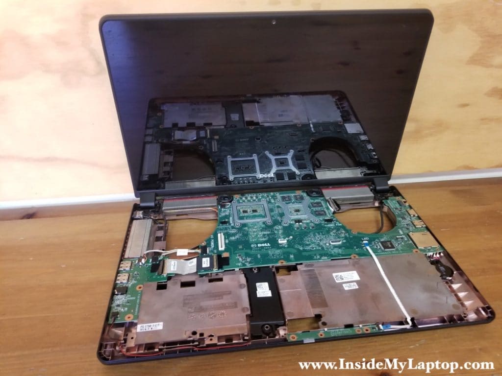 Remove display from Dell Inspiron 15 7559 7557