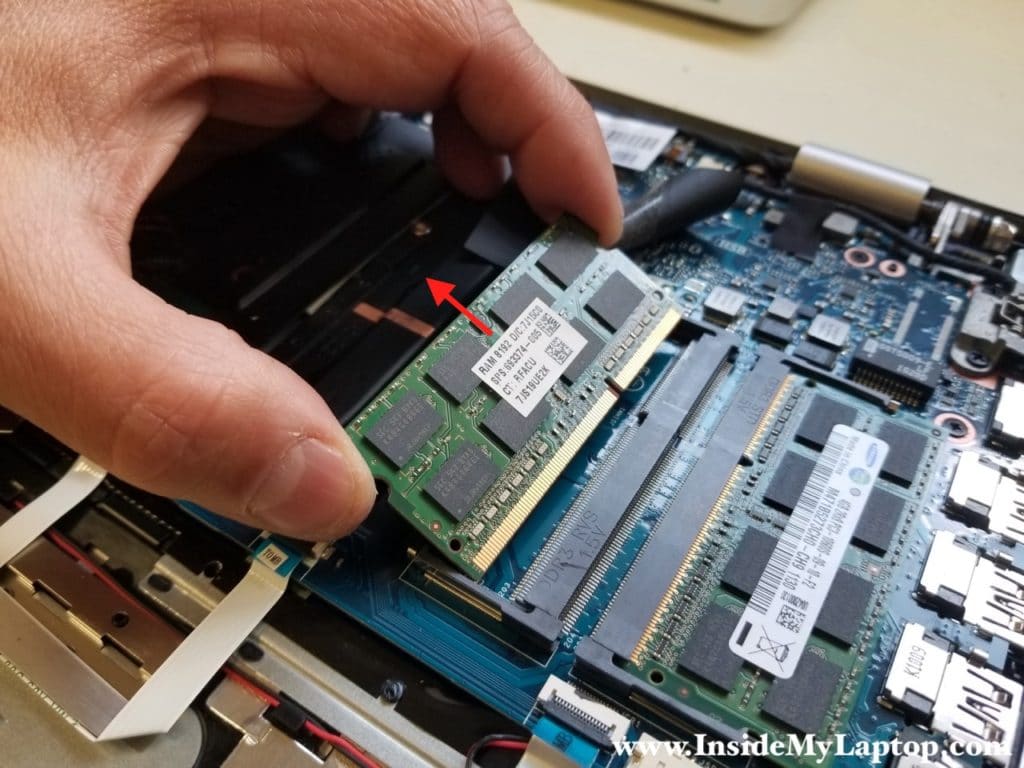 Remove RAM module