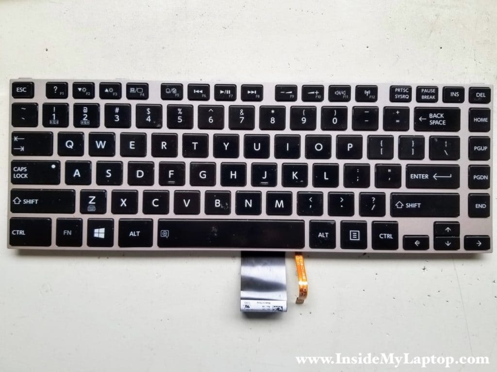 Remove and replace Toshiba Satellite E45t keyboard