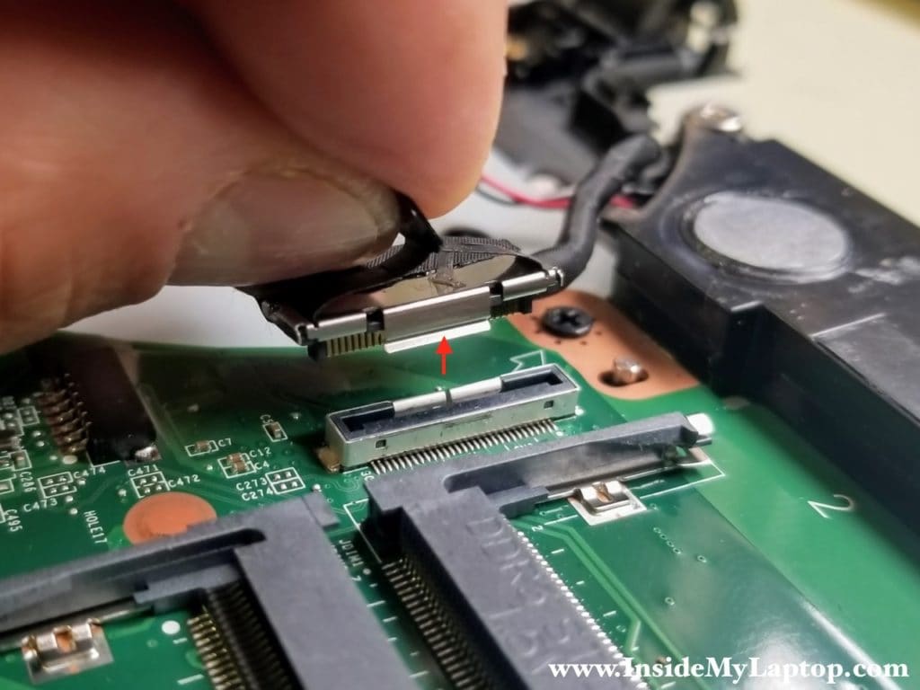 How to disconnect LED screen video cable