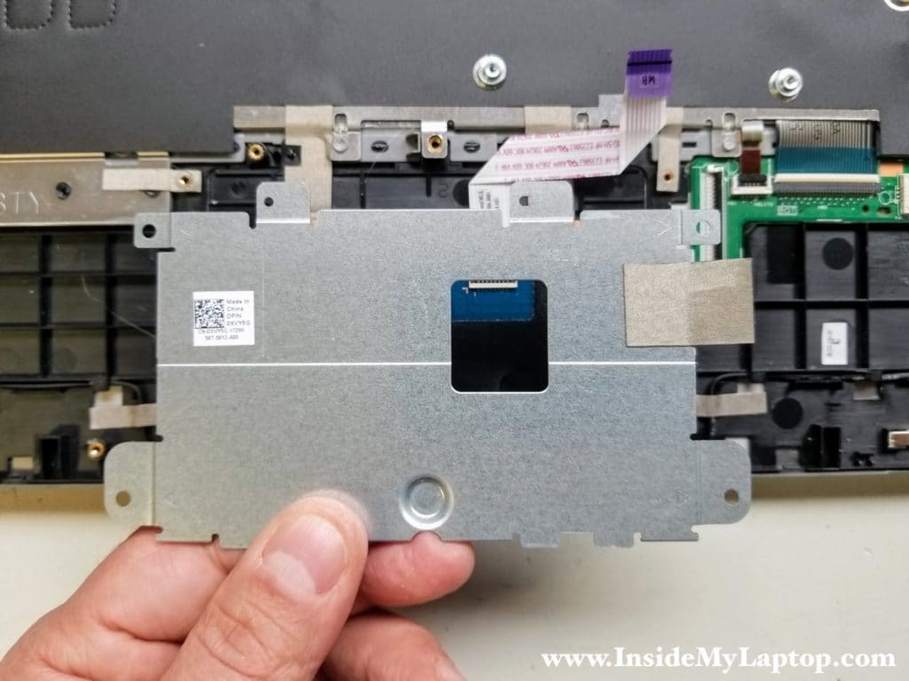 Remove touchpad mounting bracket