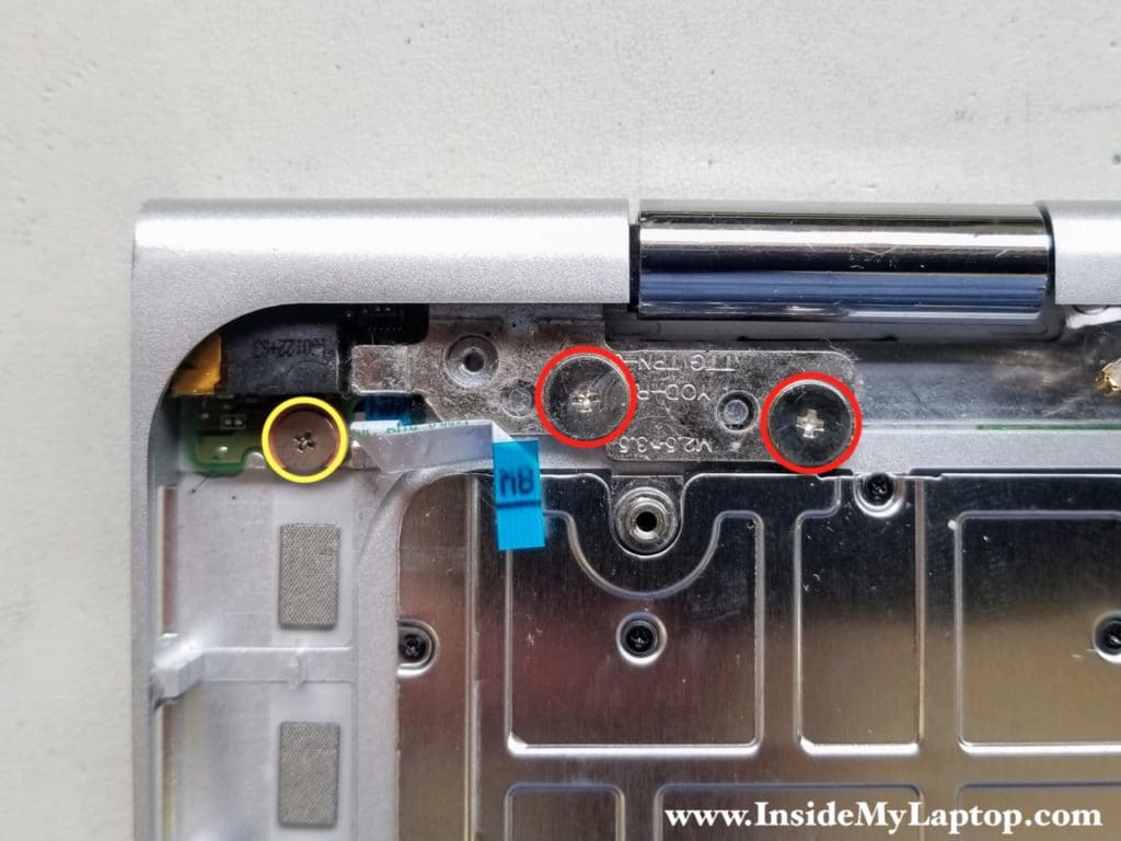 Remove screws from right hinge and headphone jack