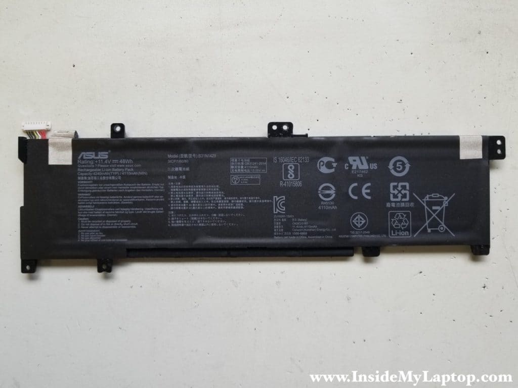 Asus K501U battery removed