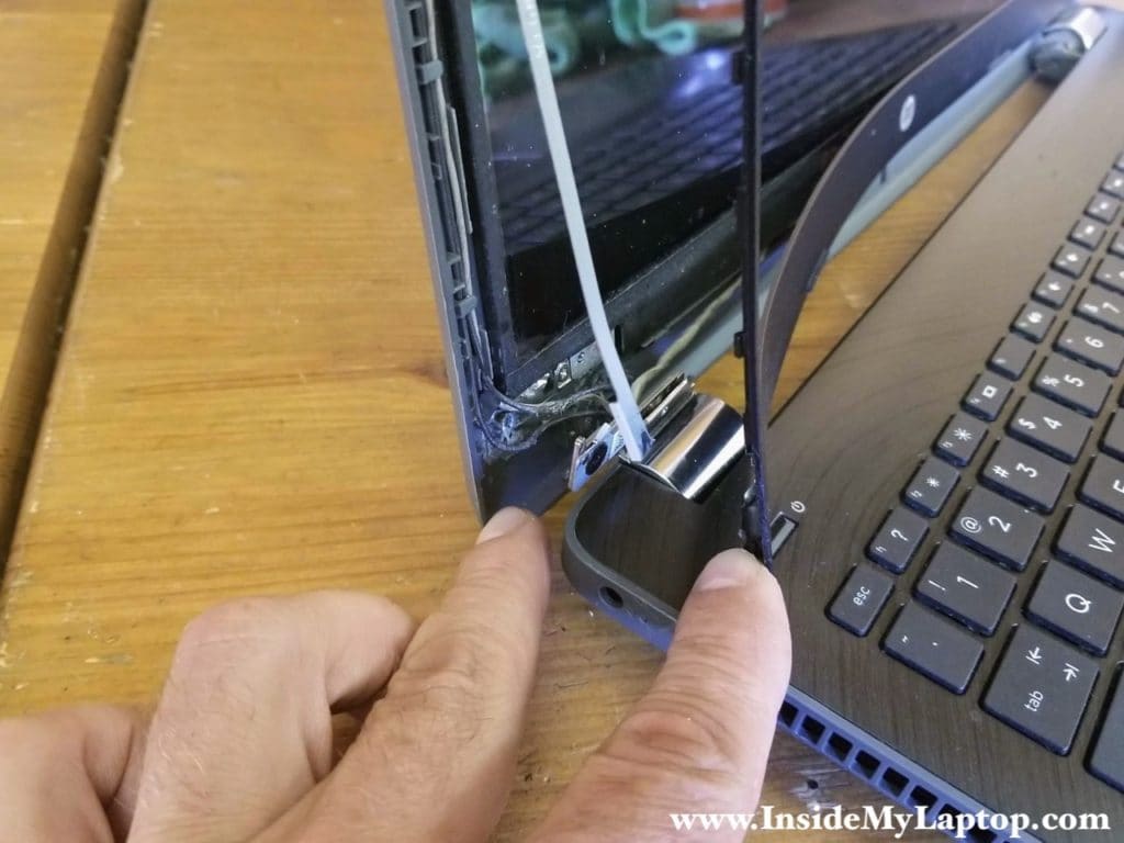 HP 15 Laptop PC with broken hinge