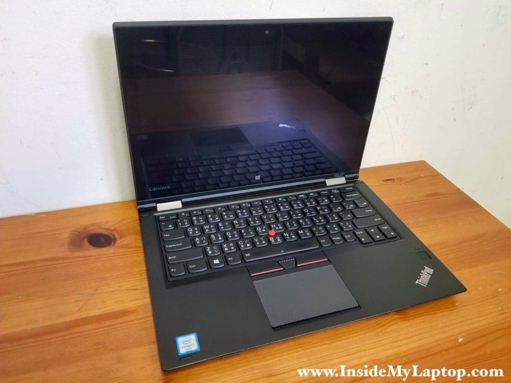Taking apart Lenovo ThinkPad Yoga 260