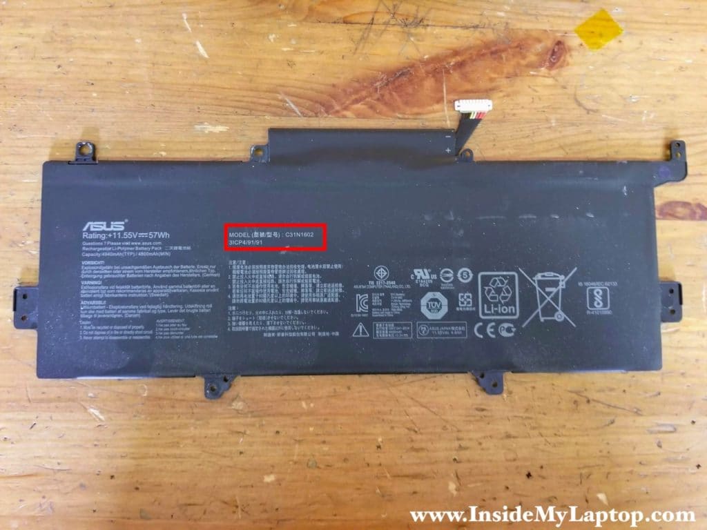 Asus ZenBook UX330 UX330U UX330UA laptops have the following battery model installed: C31N1602.