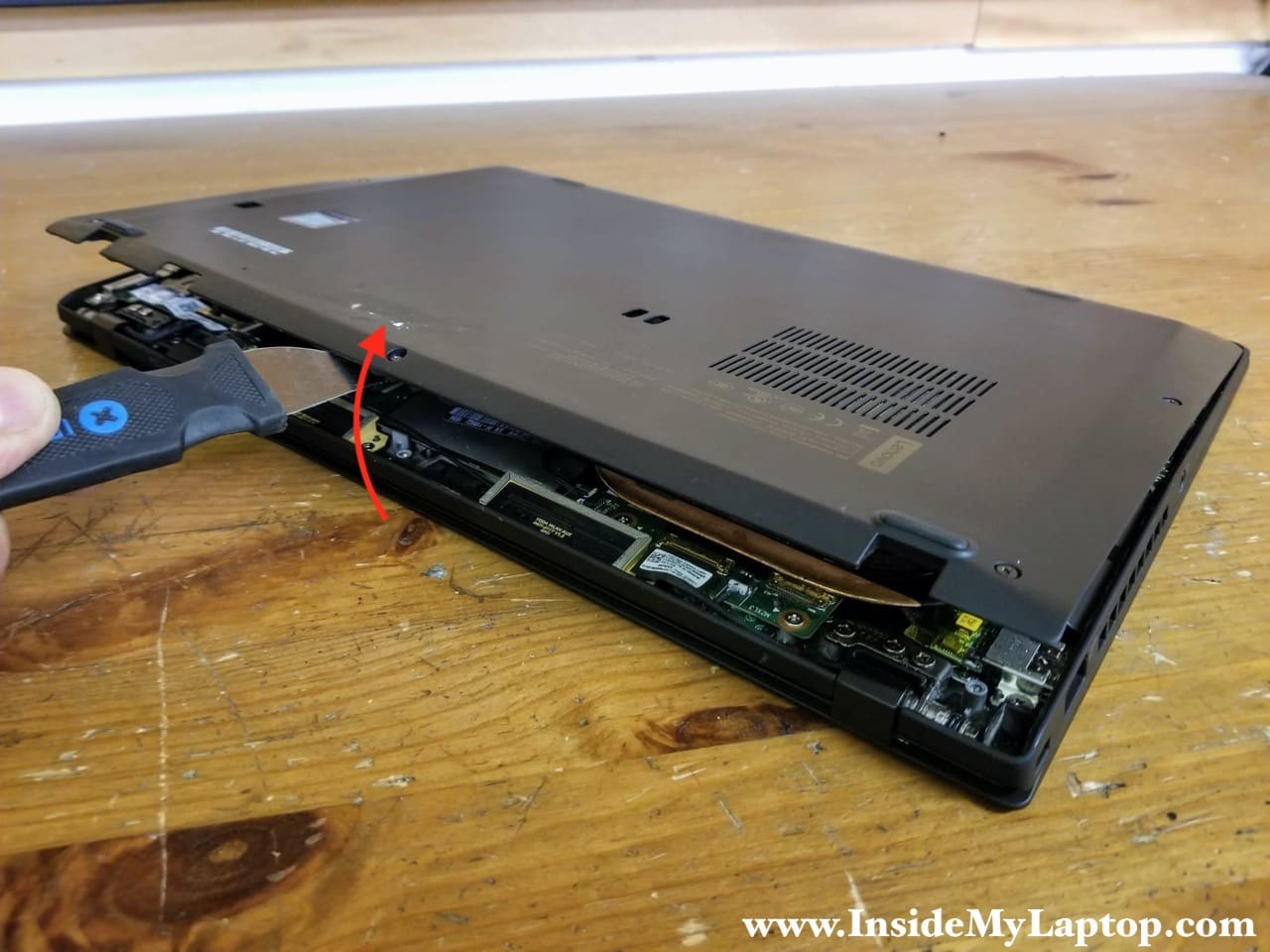 Disassembly of Lenovo ThinkPad X1 Carbon 6th Gen – Inside my laptop