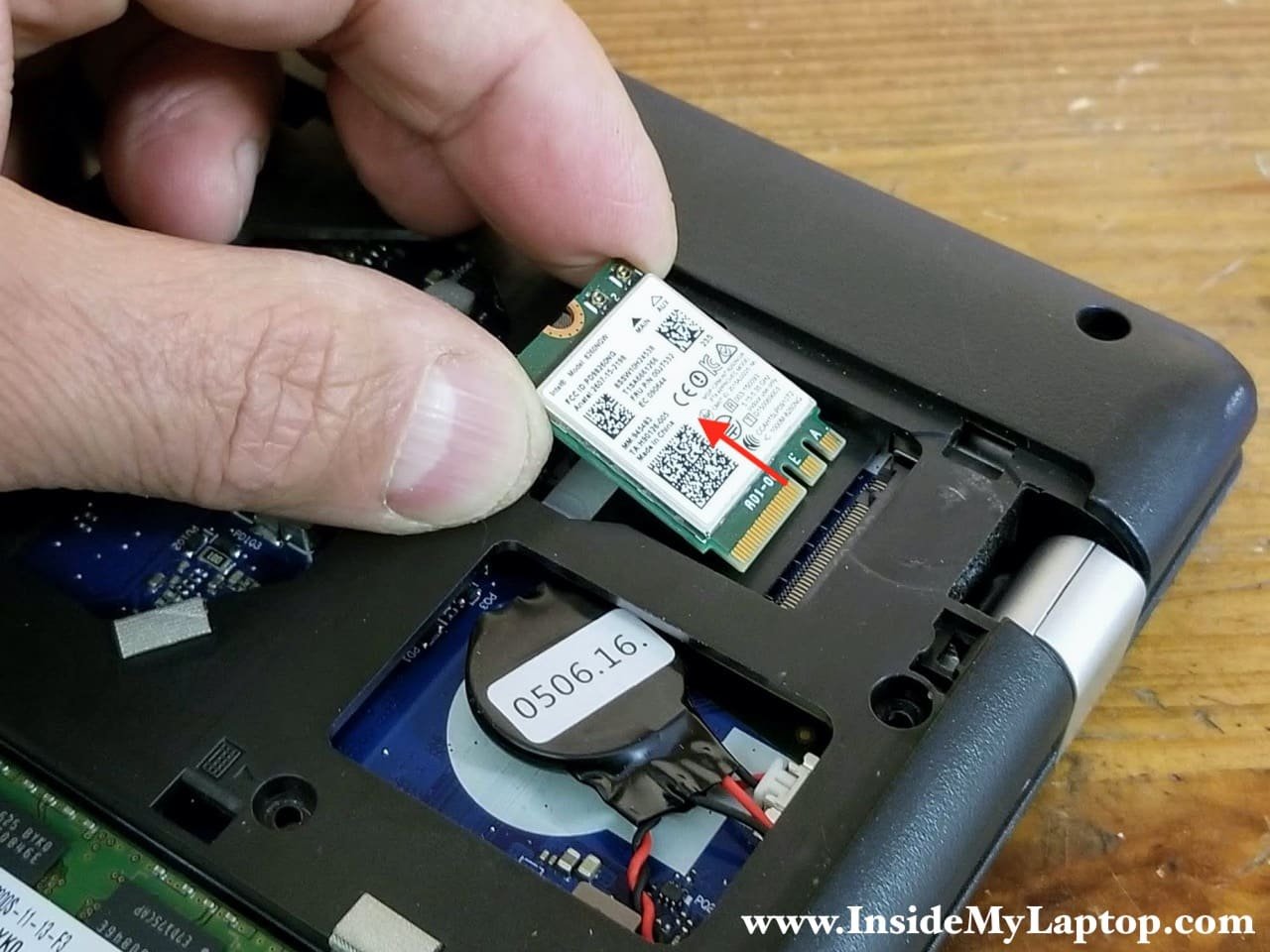 E465 Taking apart Lenovo ThinkPad E460 E465 – Inside my laptop