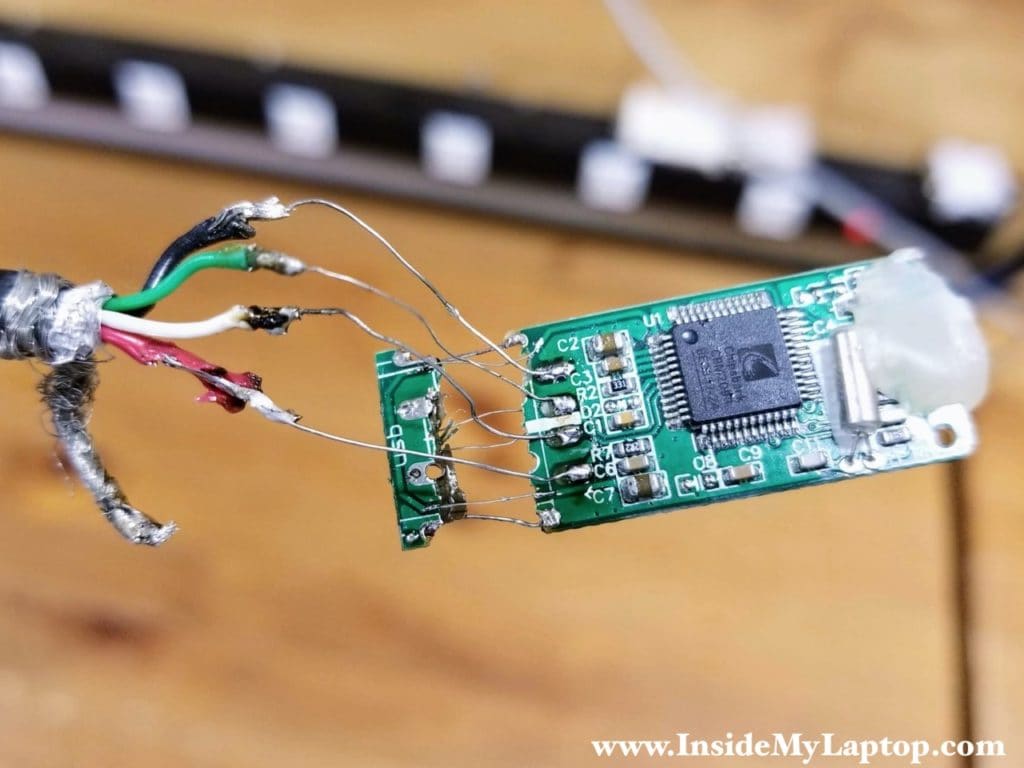 Datenrettung von USB-Flash-Laufwerk in zwei Hälften gebrochen.