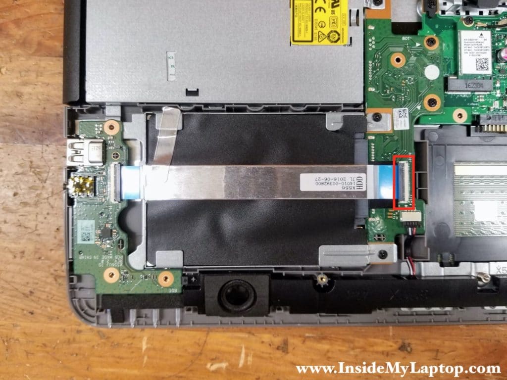 Disconnect the I/O cable from the motherboard.