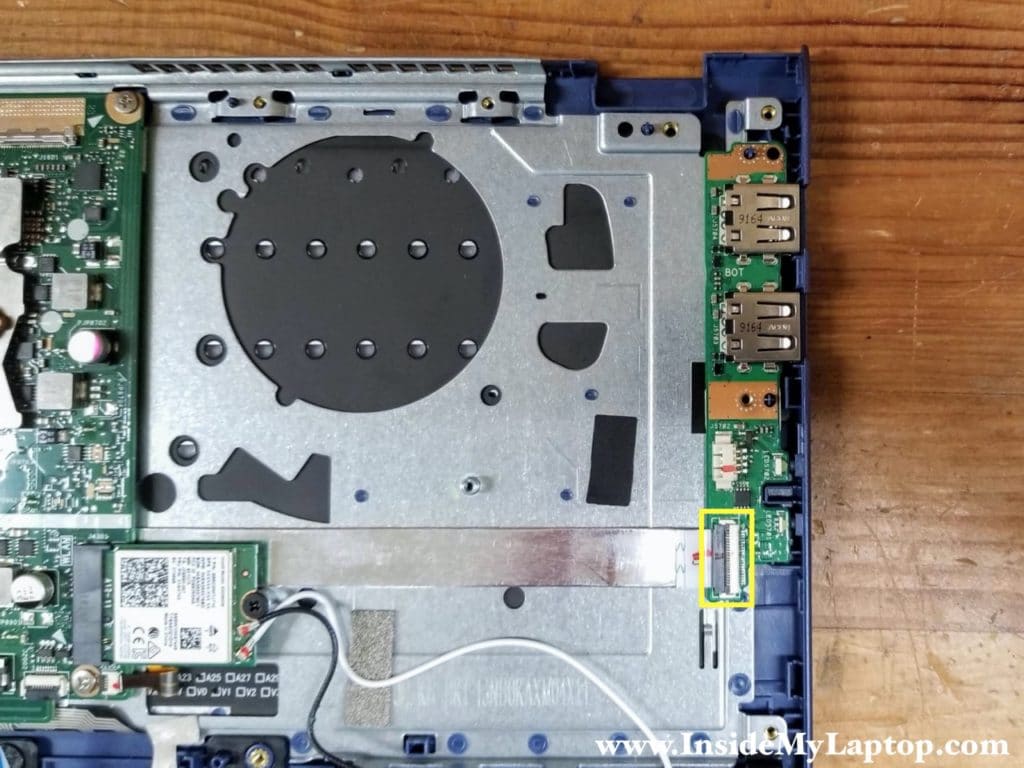 Disconnect the I/O cable from the USB board.