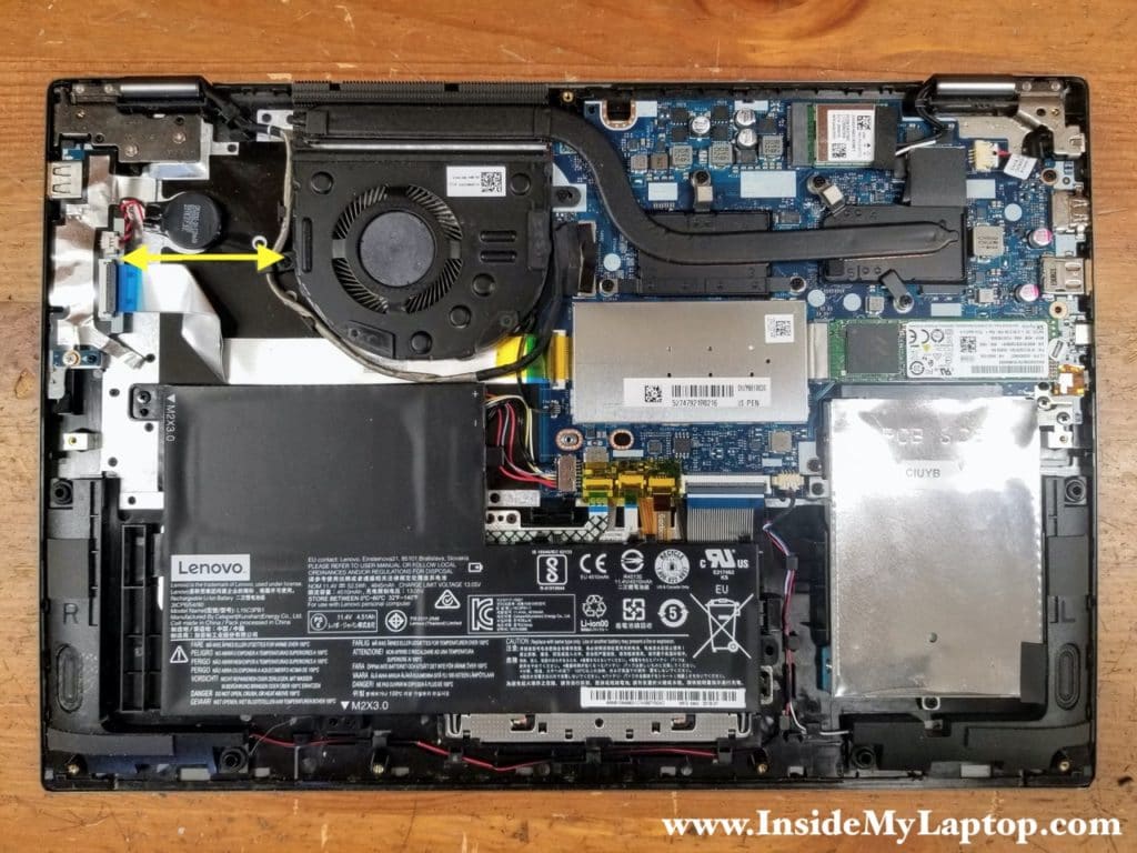 Lenovo ideapad Flex 5-1570 laptop.