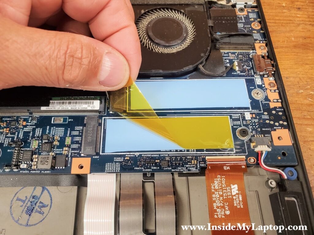Lenovo ThinkPad X1 Extreme laptop can support two M.2 PCIe NVMe Gen3 SSDs.
